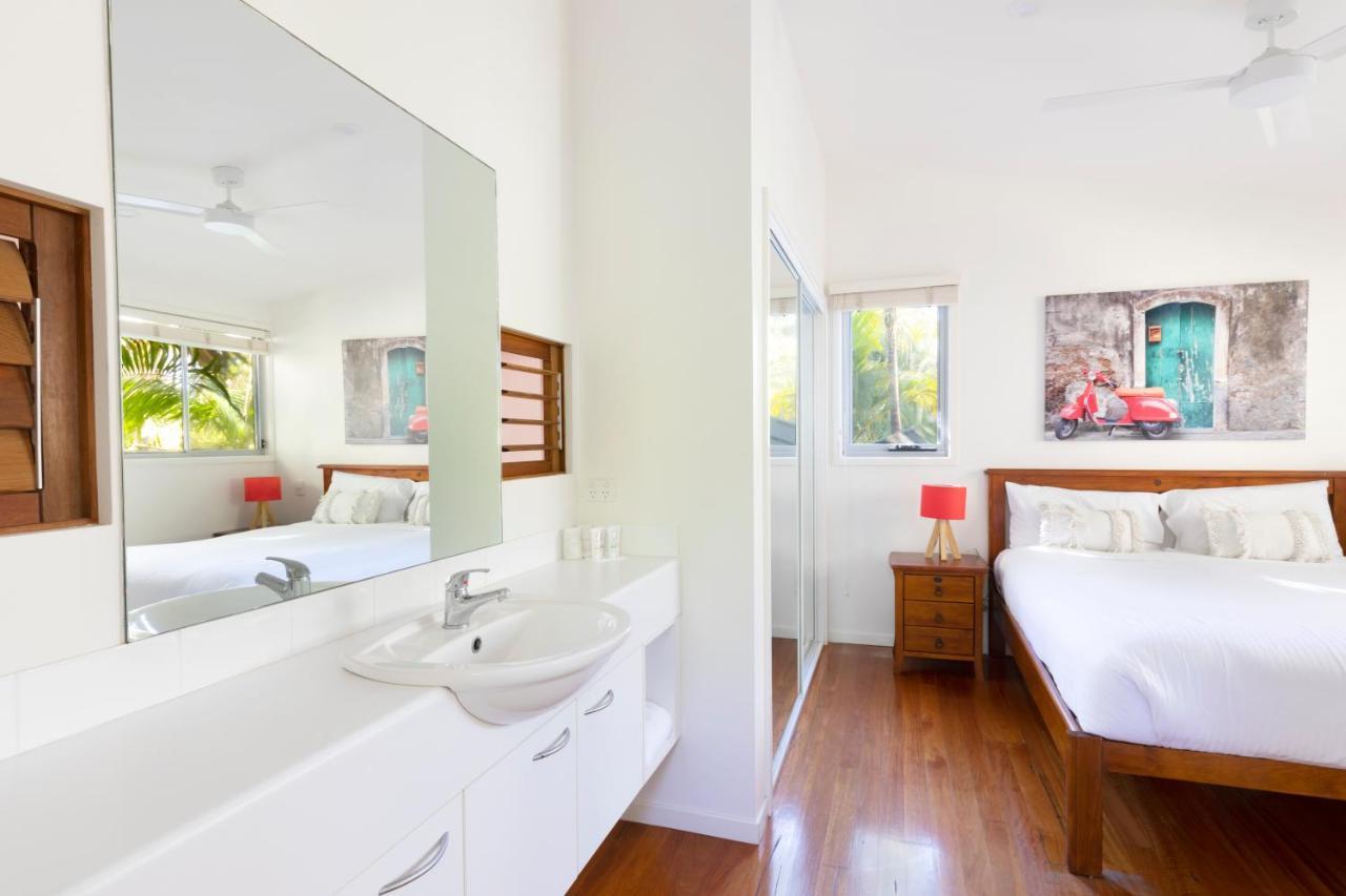 Mobys Beachside Retreat Blueys Beach Extérieur photo