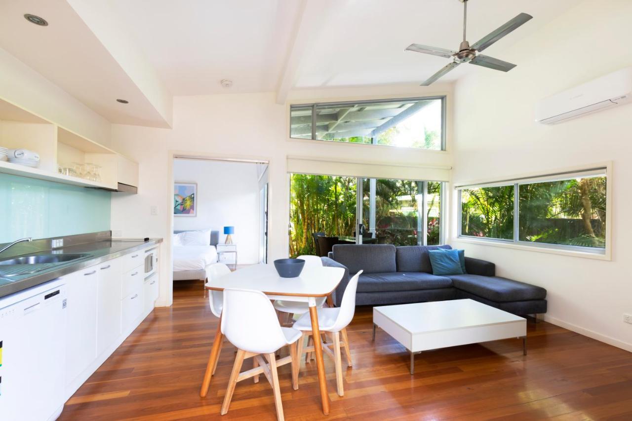 Mobys Beachside Retreat Blueys Beach Extérieur photo